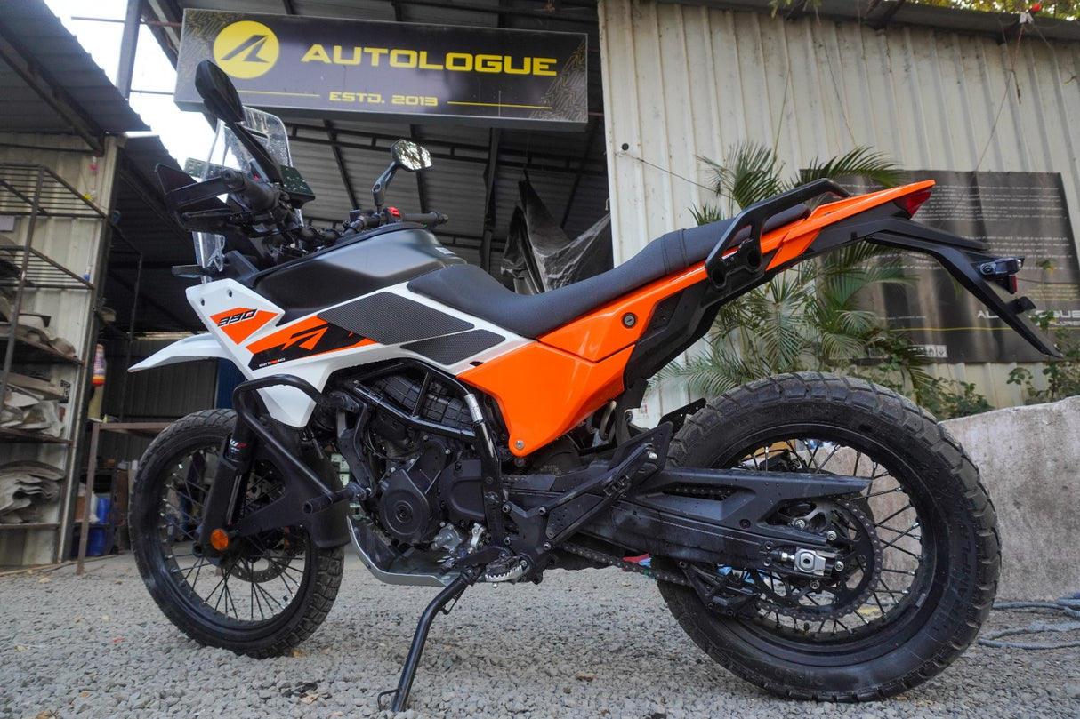 Tank Grips | AdventureX 390 2025