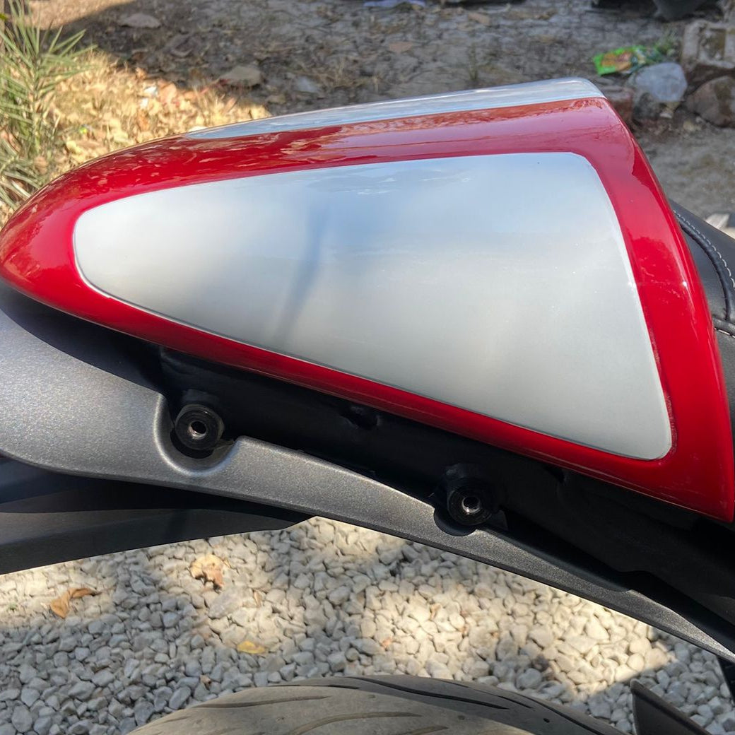 Speed400 Seat cowl