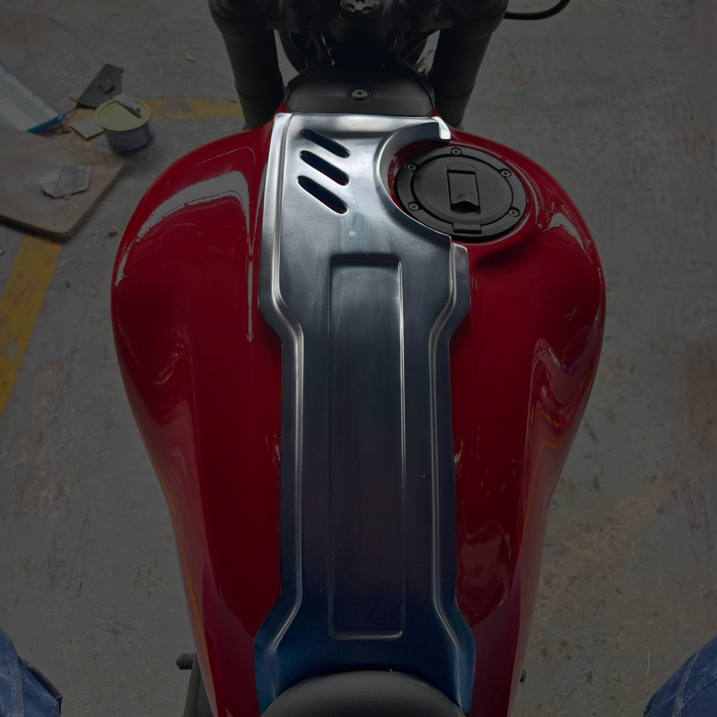 Guerrilla 450- 2RUFF Scrambler Tank tie