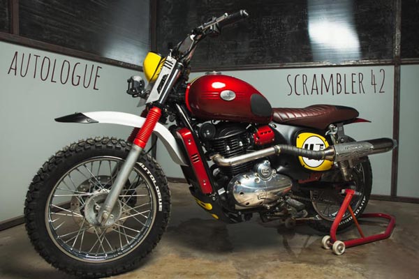 Jawa 42 Modified to look like a Scrambler - Autologue Design has set the bar really high